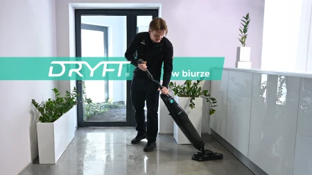 w-biurze-1.png